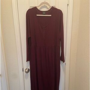 Ulla Popken maxi dress  sz 16/18 berry colored front 7 in zip side pkts